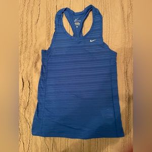 Nike tank